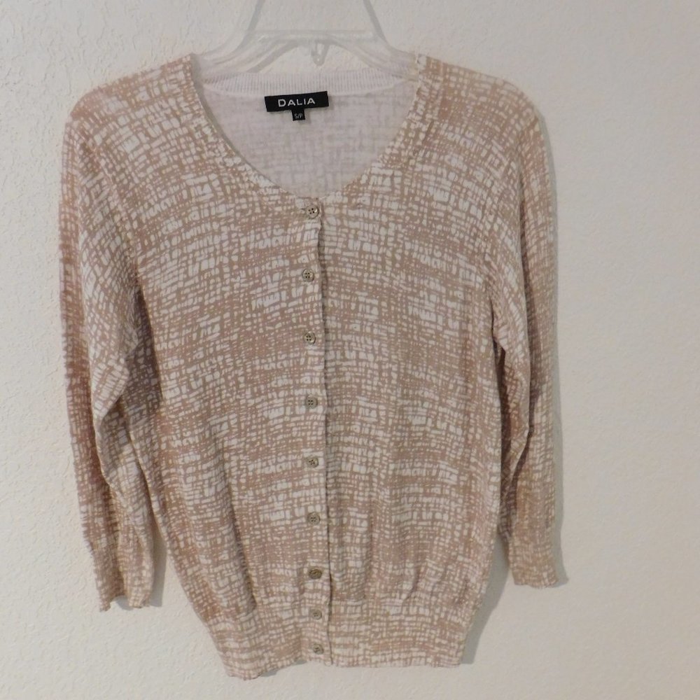 Dalia Womens Size SP Beige White Button Front Cardigan Sweater